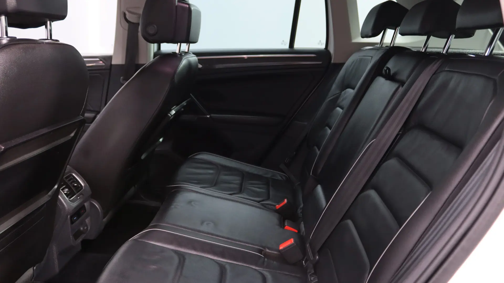 Volkswagen Tiguan 2.0 TDI Highline DSG 4Motion 22