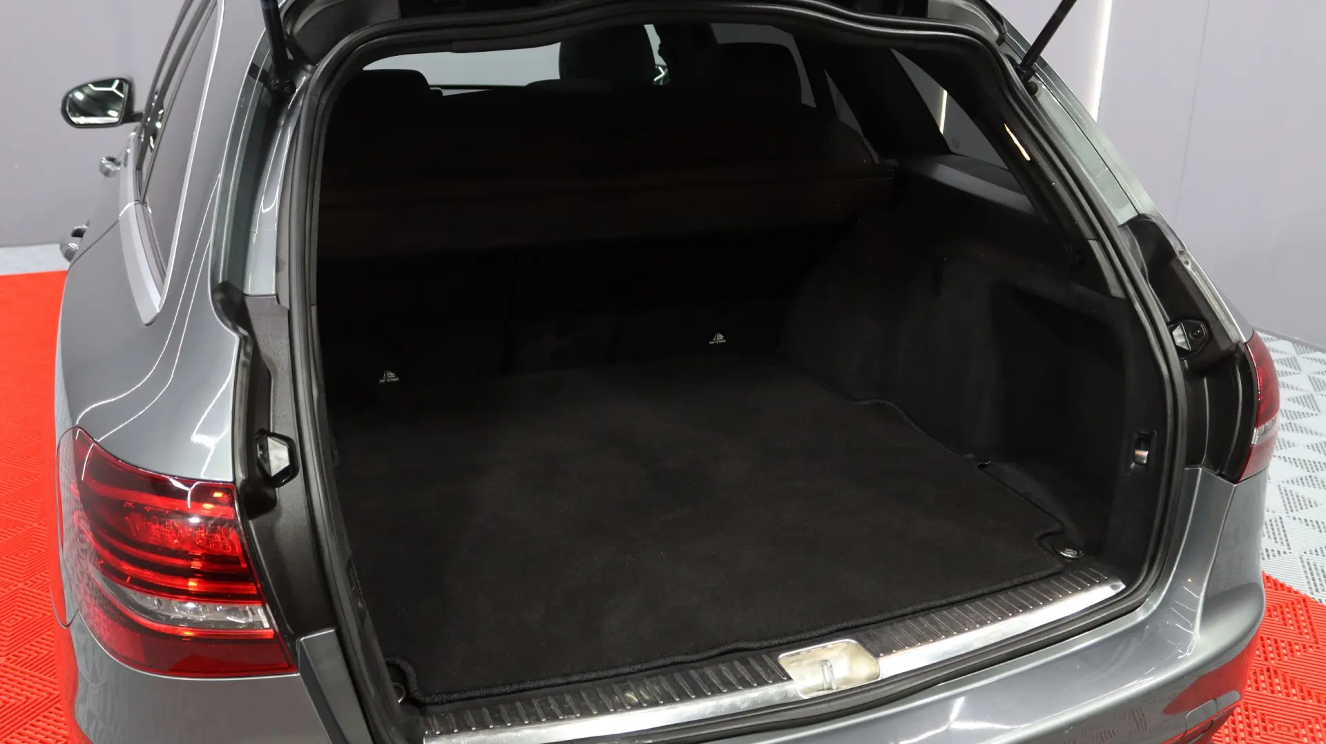 Mercedes-Benz C 200 d Station AMG Line 6