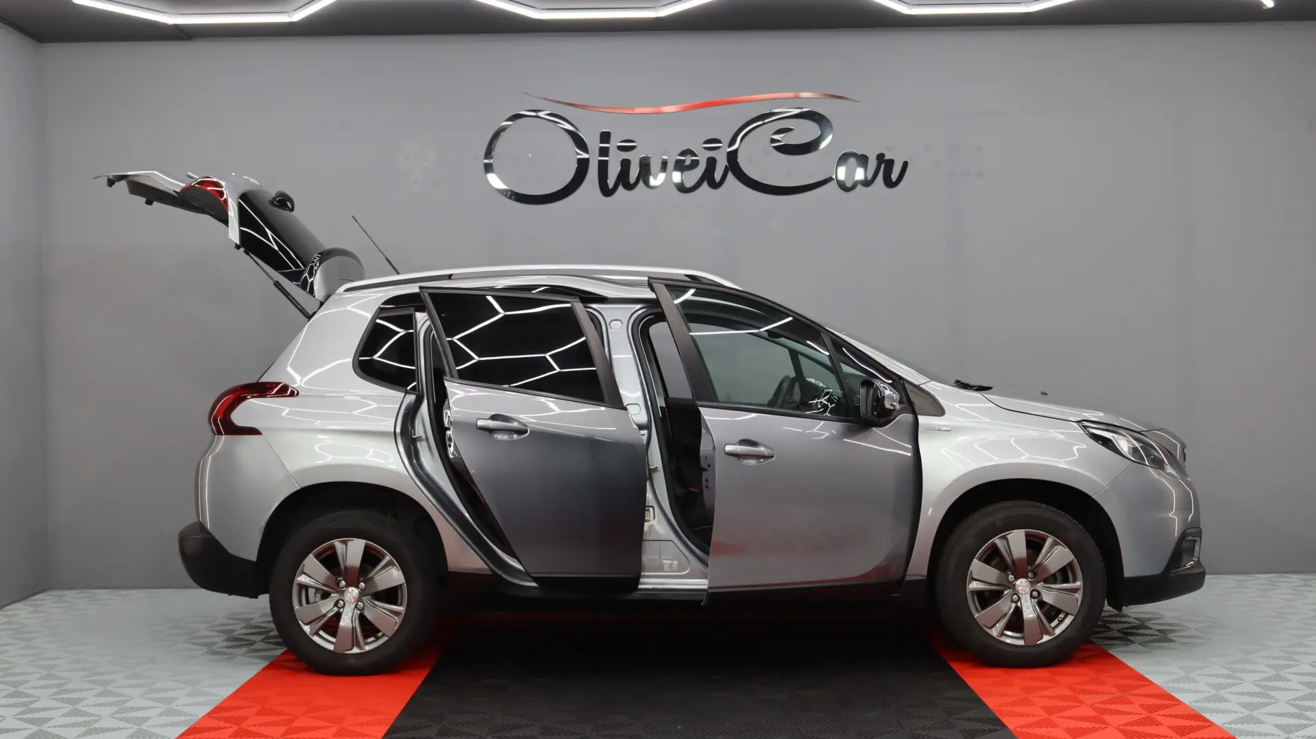 Peugeot 2008 1.5 BlueHDi Style 3