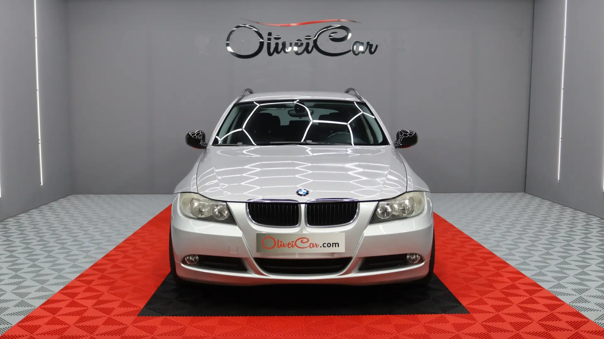 BMW 318 d Line Sport 8