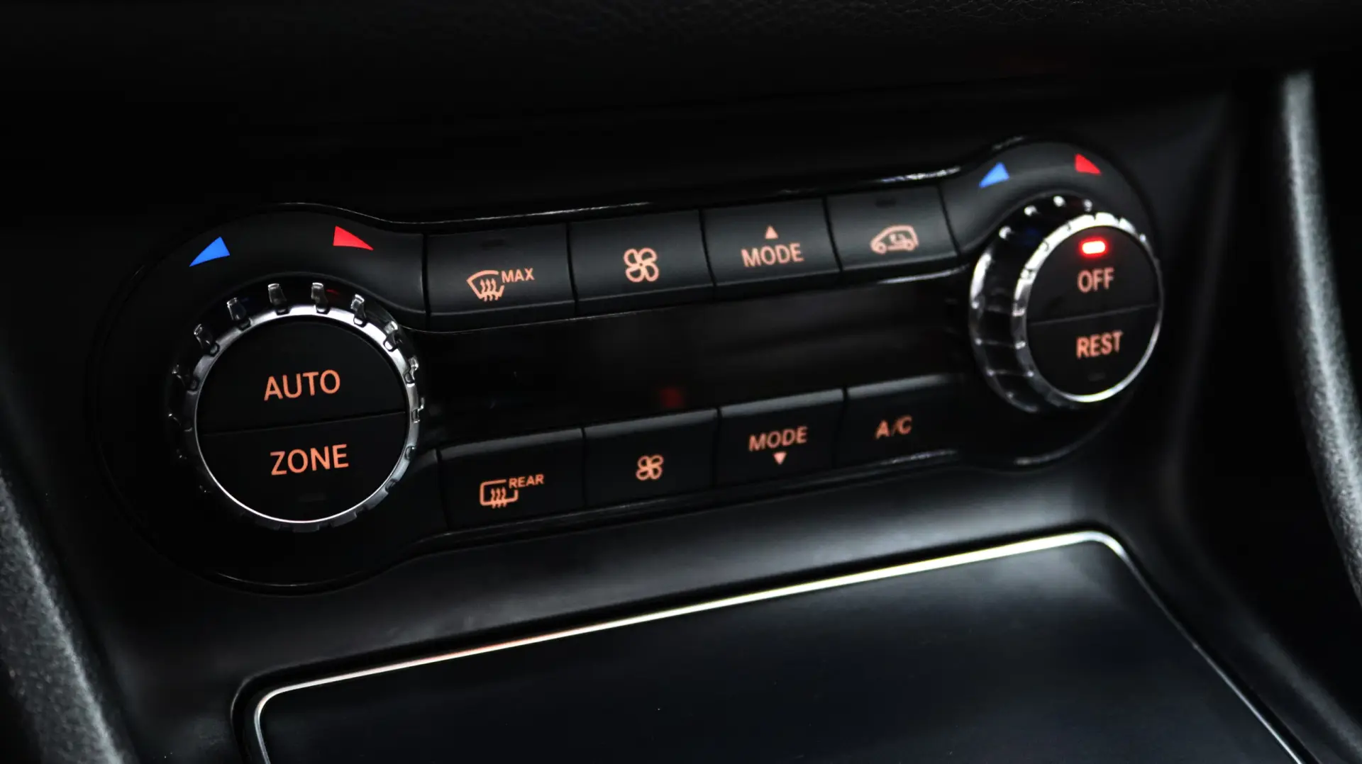 Mercedes-Benz CLA 220 d Shooting Brake AMG Line Aut. 17