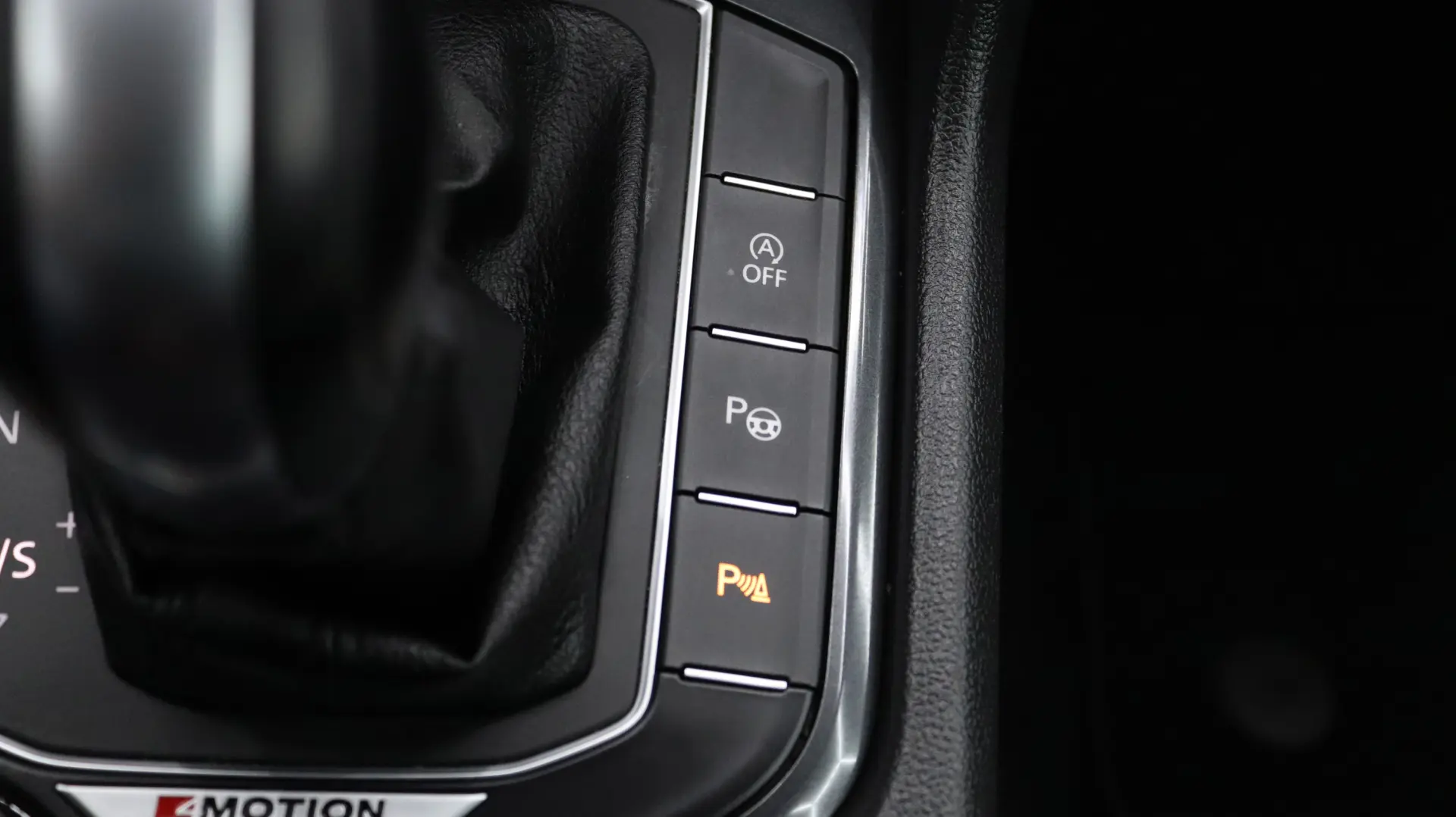Volkswagen Tiguan 2.0 TDI Highline DSG 4Motion 18