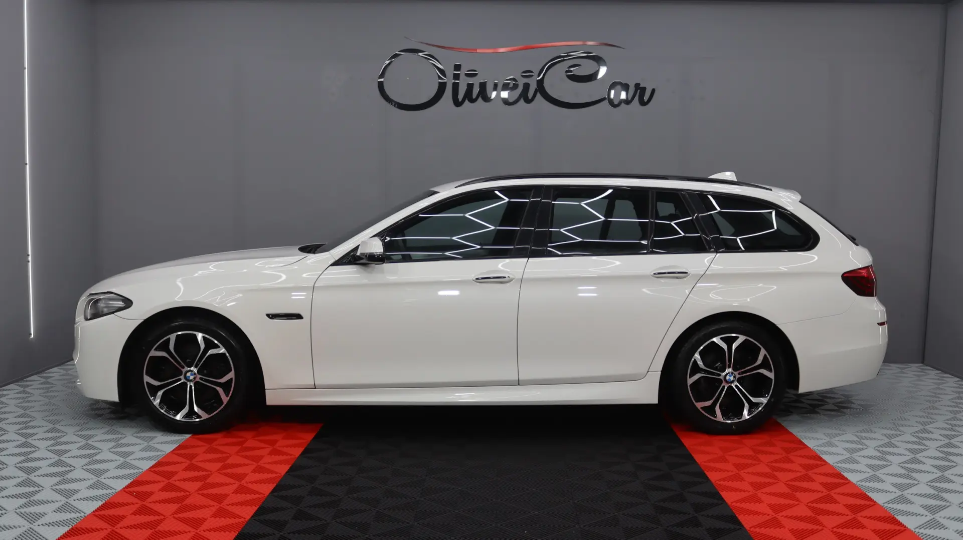 BMW 520 d Pack M Auto 5