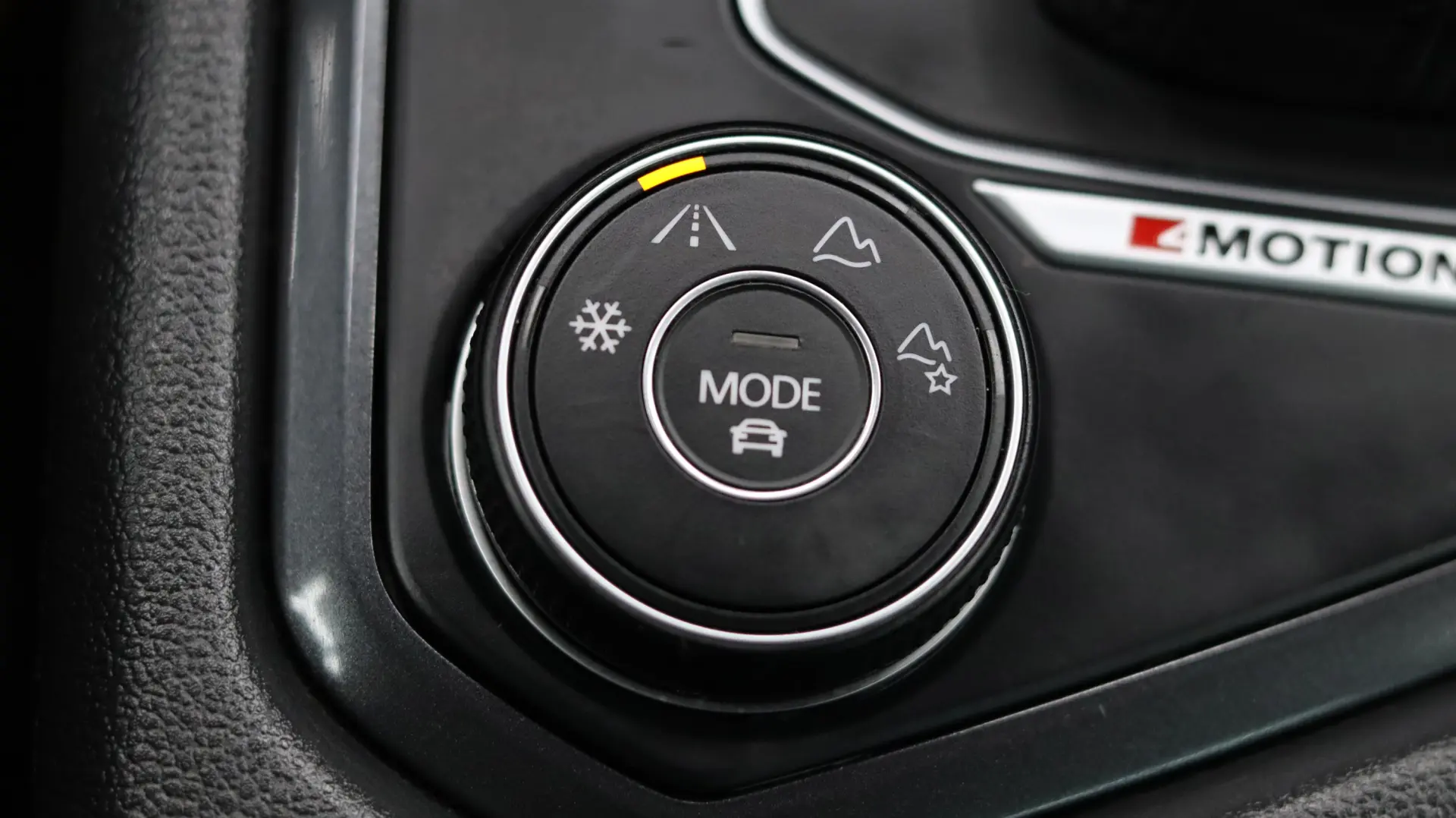 Volkswagen Tiguan 2.0 TDI Highline DSG 4Motion 15