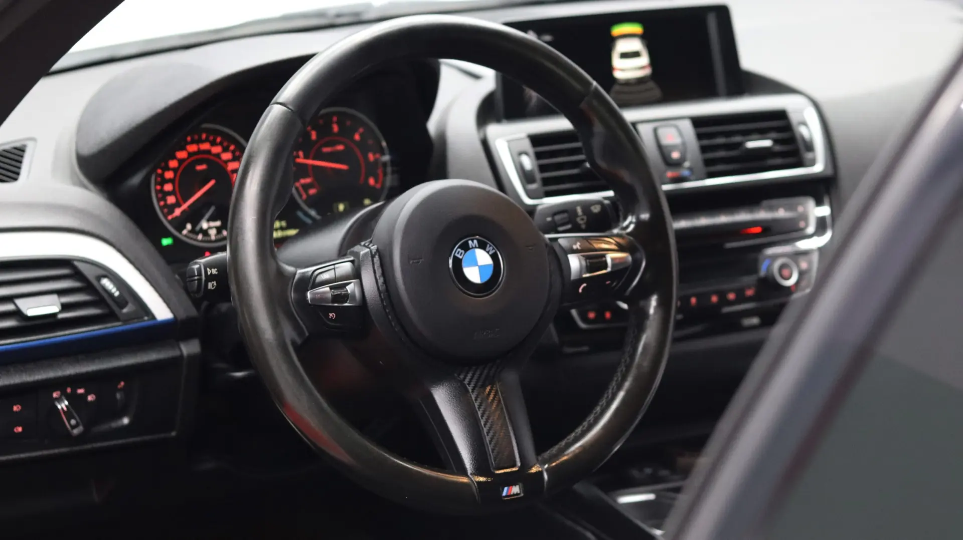 BMW 218 d Coupe Pack M Auto 10