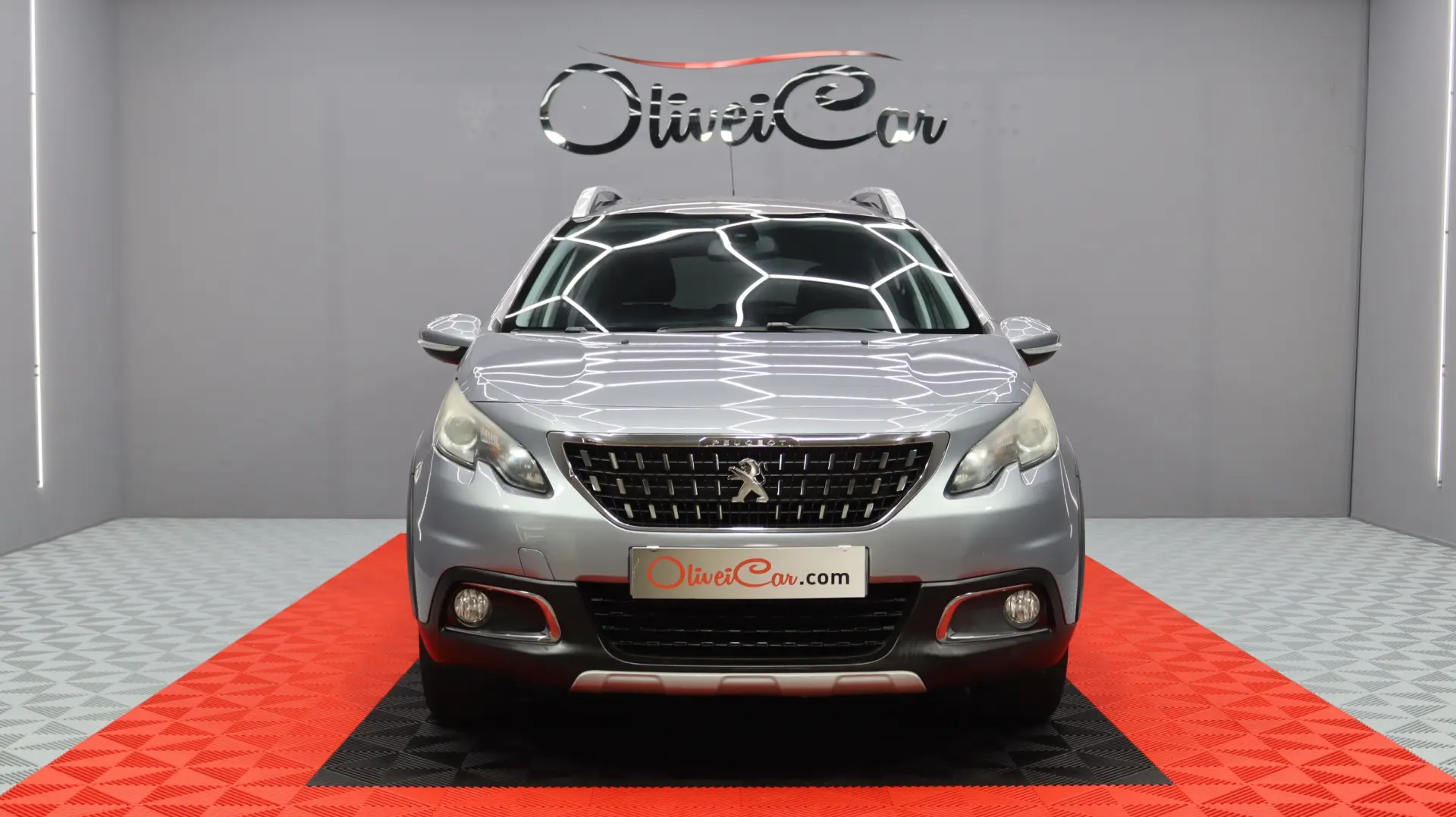 Peugeot 2008 1.6 BlueHDi Allure 8