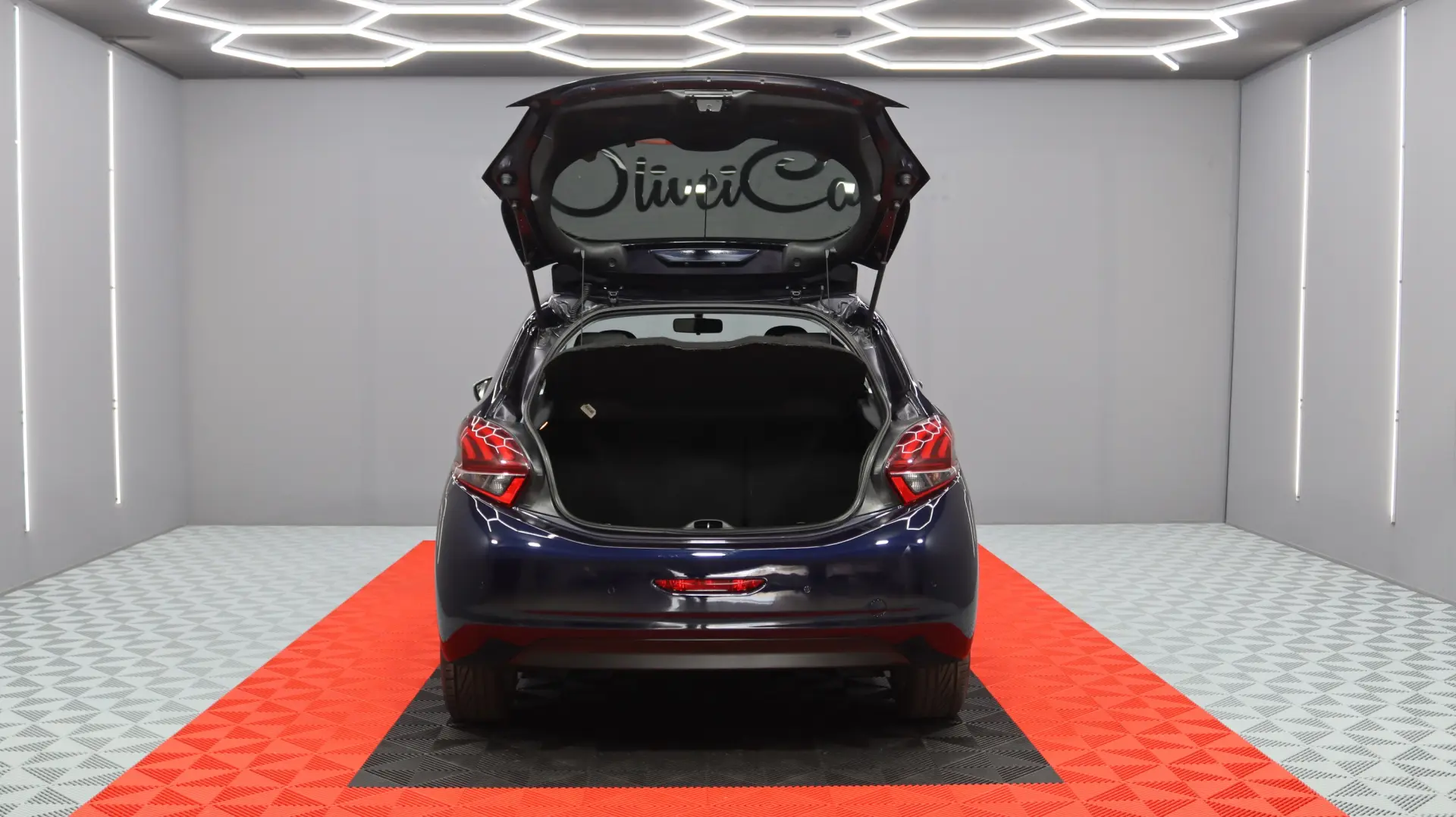 Peugeot 208 1.2 PureTech Style 9