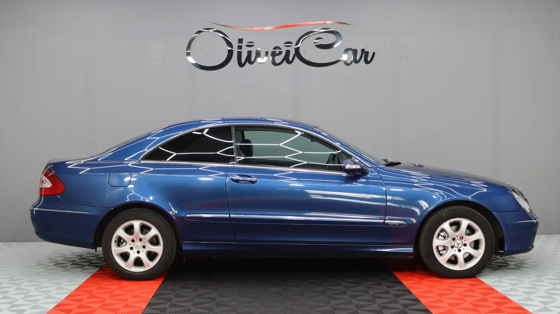 Mercedes-Benz CLK 270 CDI 2