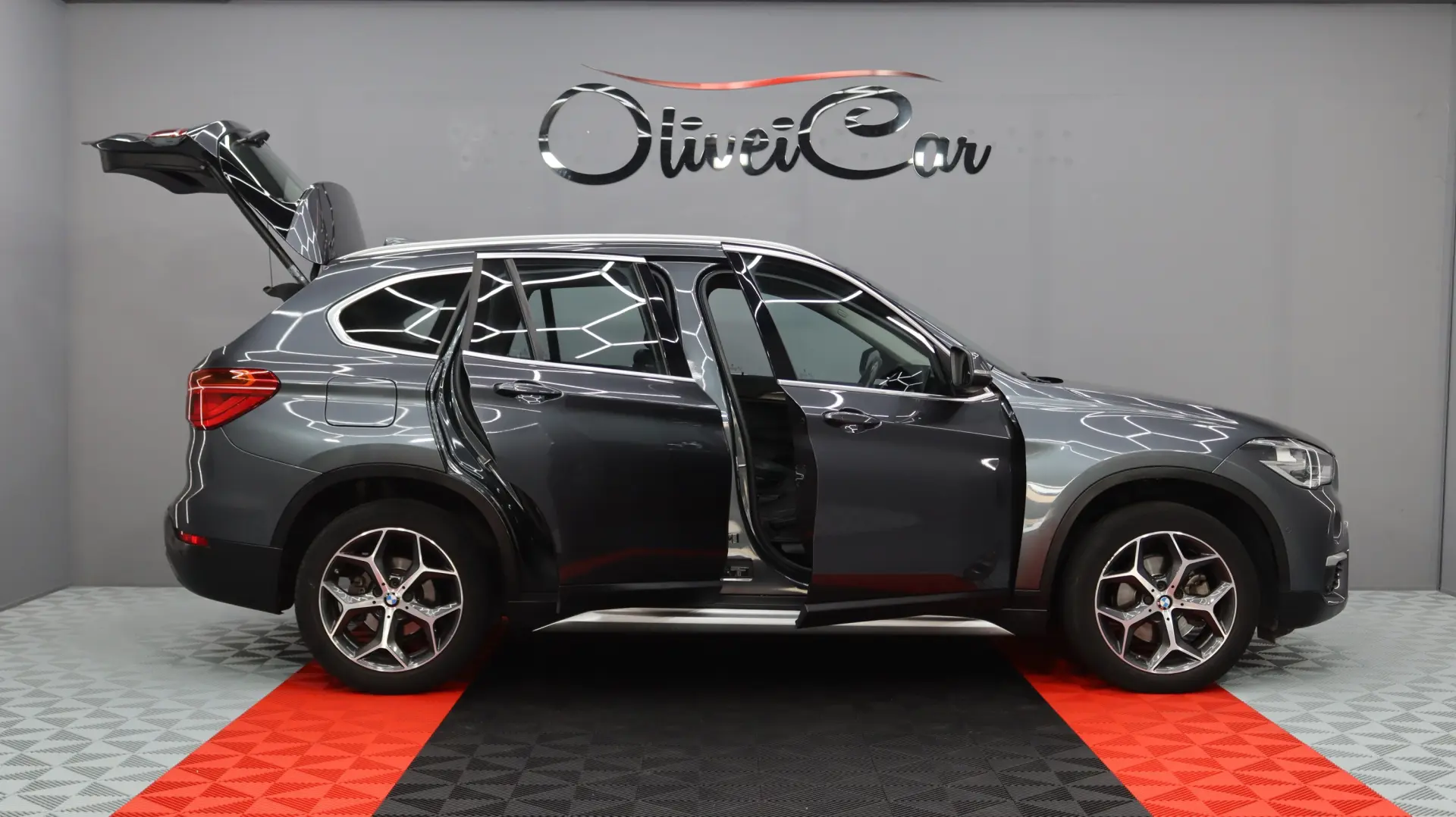BMW X1 18 d sDrive xLine Auto 3