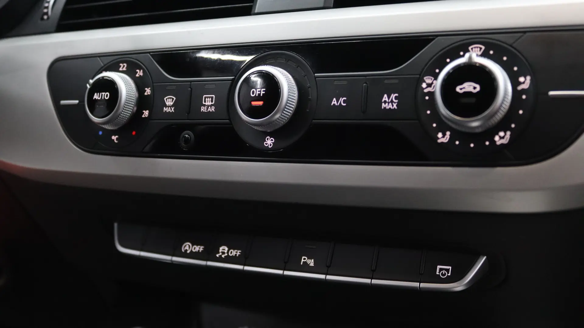 Audi A4 Avant 35 TDI S tronic 15