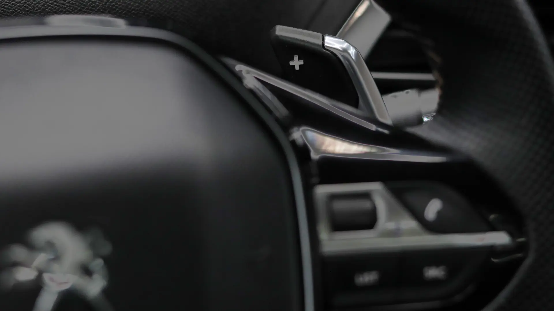 Peugeot 3008 1.5 BlueHDi GT Pack EAT8 15