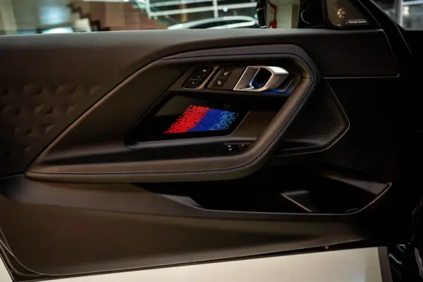 BMW M2 Auto 34