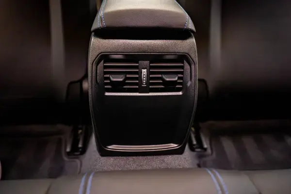 BMW M2 Auto 24