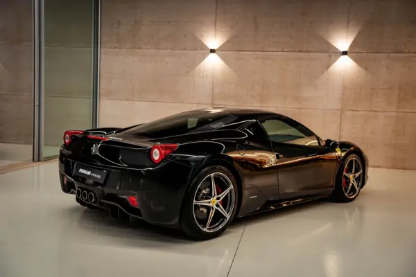 Ferrari 458 Italia 2