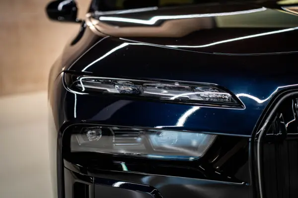 BMW 750 750e xDrive Pack Desportivo M Pro 3