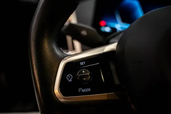 BMW iX xDrive 40 18