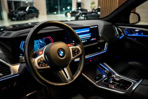 BMW XM 50e 24
