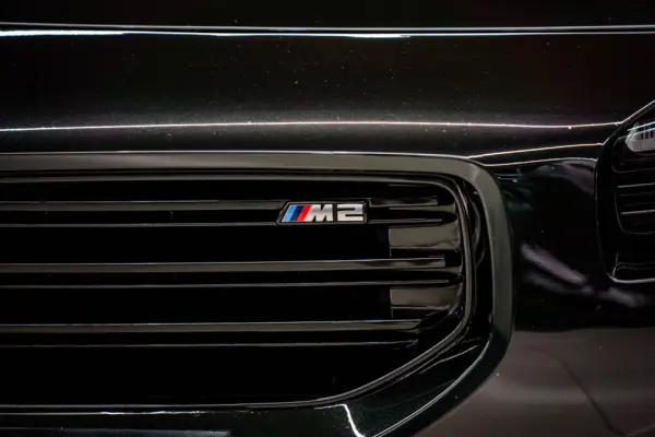BMW M2 Auto 35