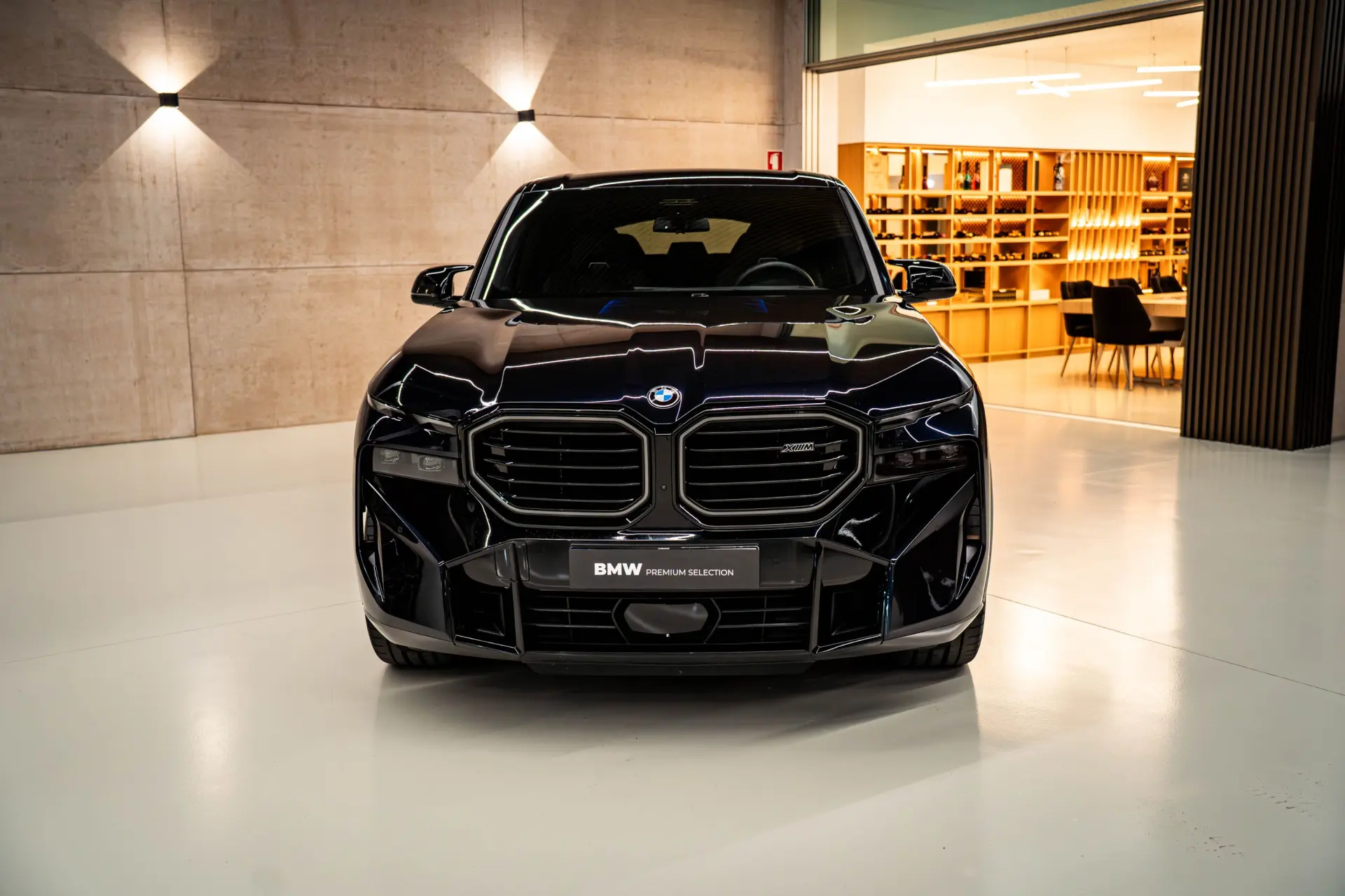 BMW XM 50e 4