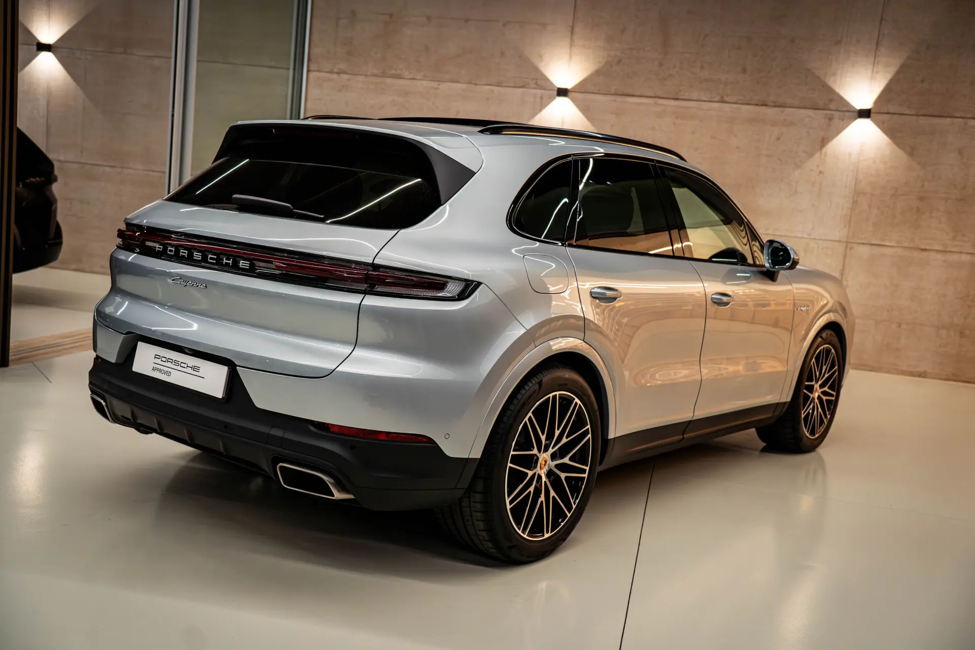 Porsche Cayenne E-Hybrid 5