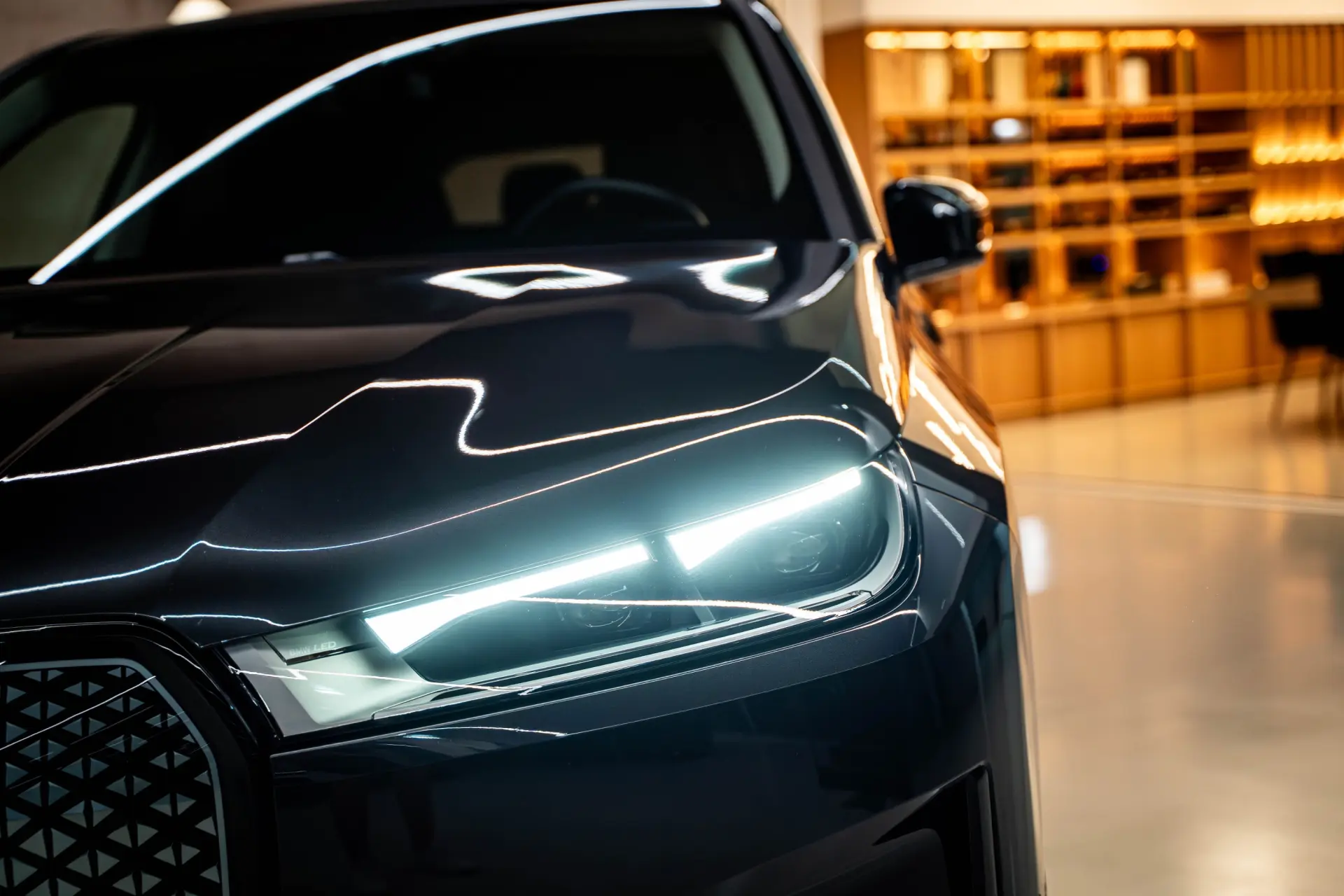 BMW iX xDrive 40 3