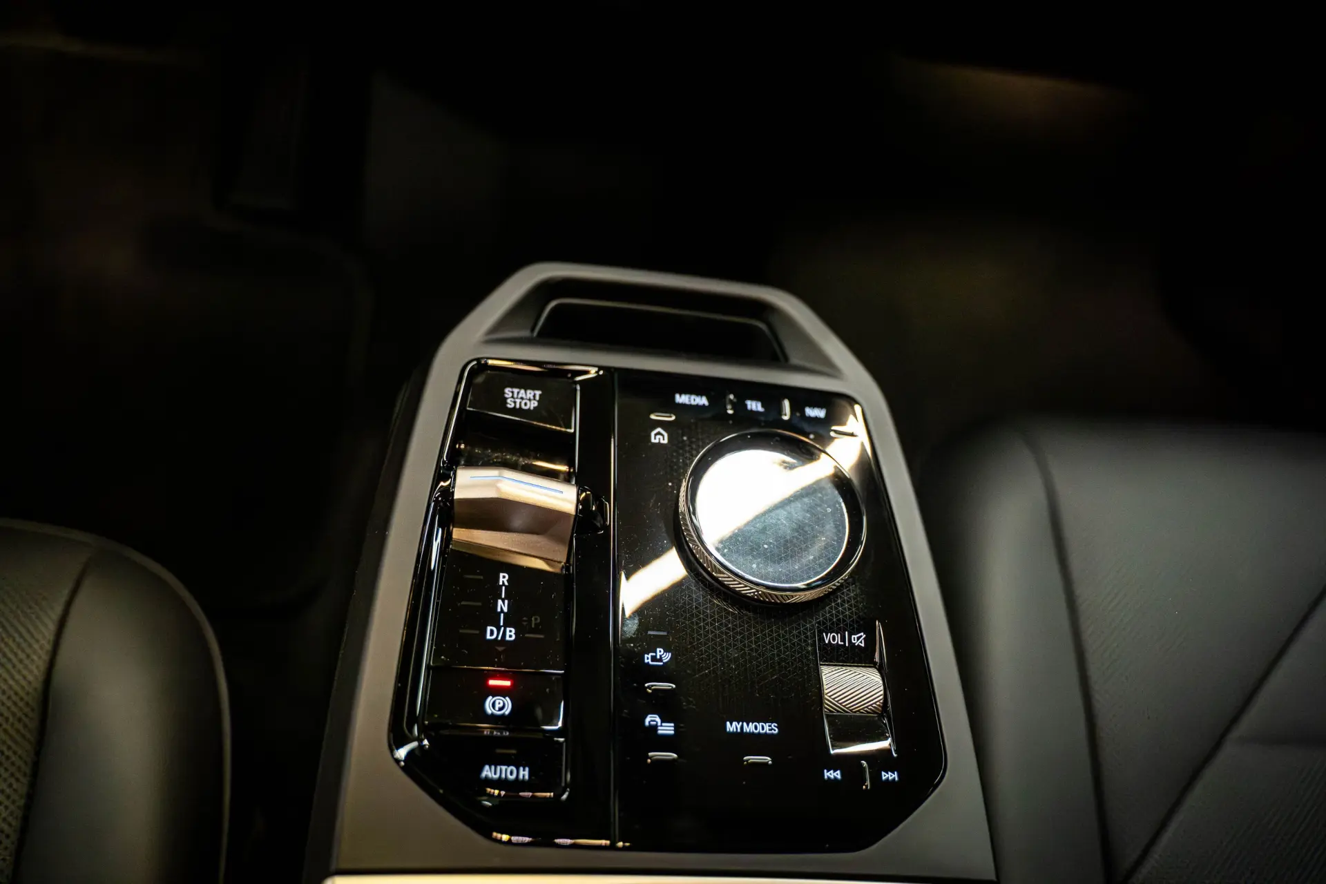 BMW iX xDrive 40 22