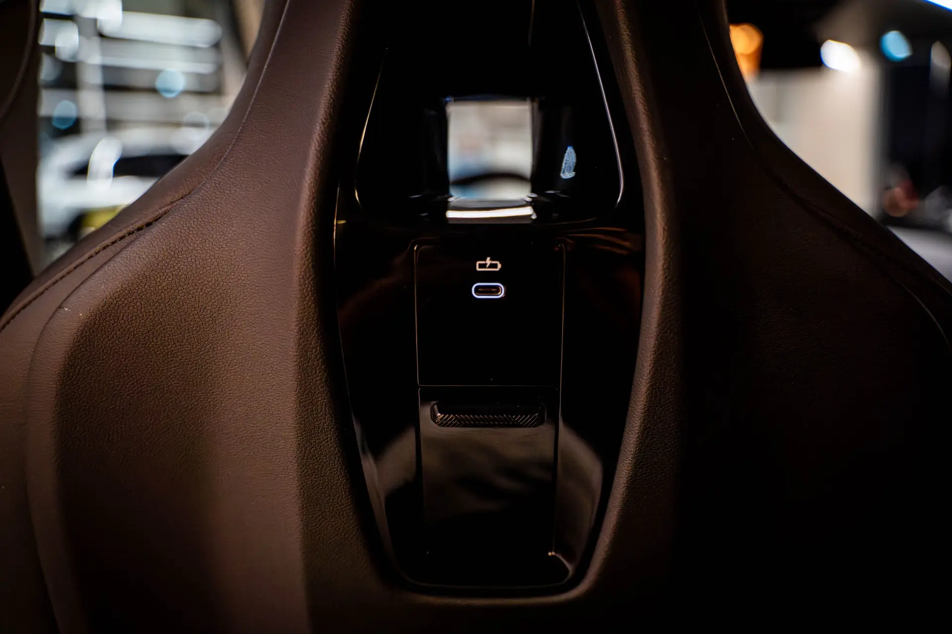 BMW iX xDrive 40 13
