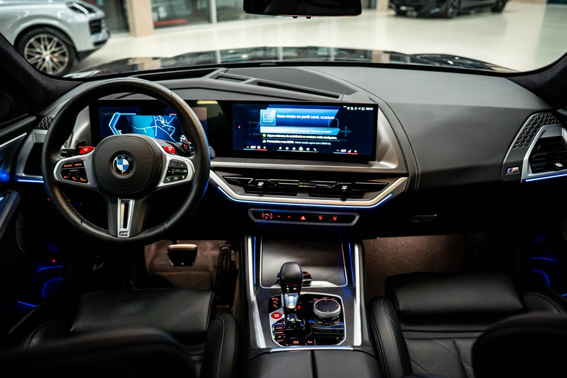 BMW XM 50e 14