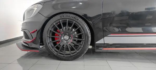 Mercedes-Benz A 180 CDi BE AMG Line 42