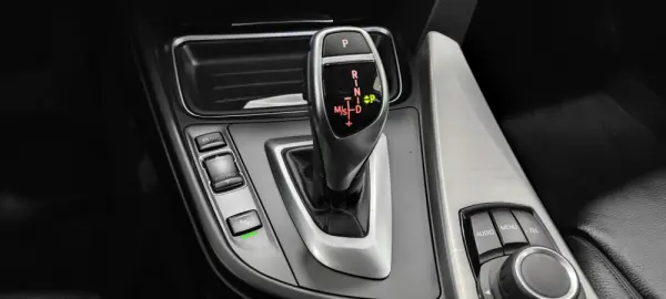 BMW 328 i xDrive Line Sport Auto 34