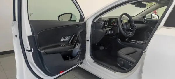 Mercedes-Benz A 250 A 250e 15