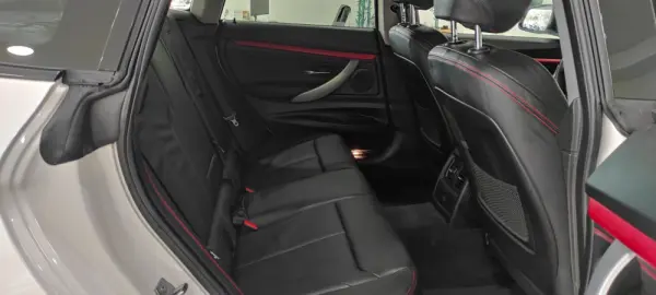 BMW 328 i xDrive Line Sport Auto 21