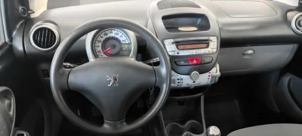Peugeot 107 1.0 Urban 25