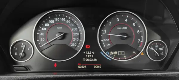 BMW 328 i xDrive Line Sport Auto 38