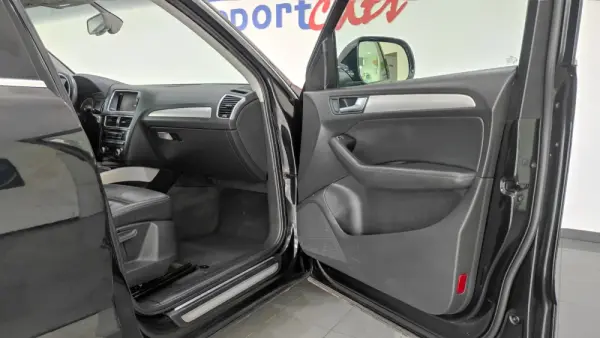 Audi Q5 2.0 TDi Sport 21