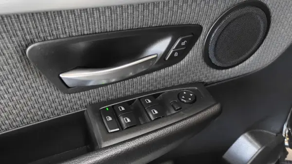 BMW 216 Active Tourer d Advantage 28