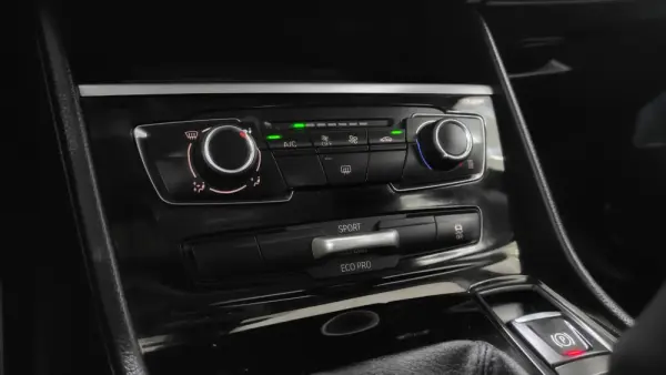 BMW 216 Active Tourer d Advantage 38