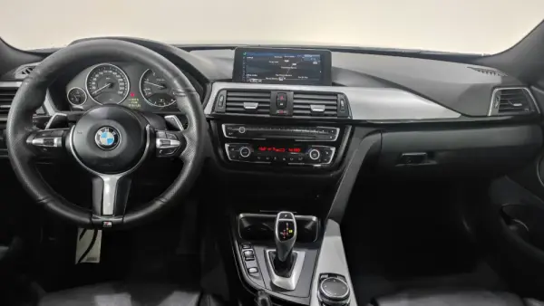 BMW 420 d Pack M Auto 8