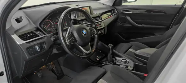 BMW X1 18 d sDrive Line Sport 5