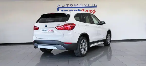 BMW X1 18 d sDrive Line Sport 12