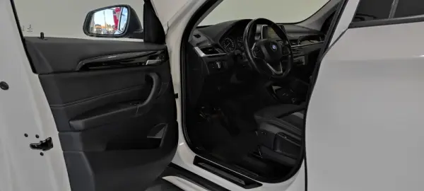 BMW X1 18 d sDrive Line Sport 15