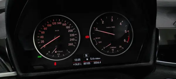 BMW X1 18 d sDrive Line Sport 31