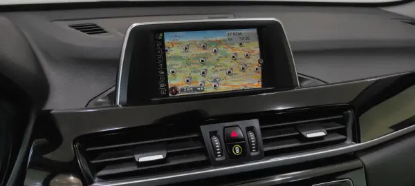 BMW X1 18 d sDrive Line Sport 33