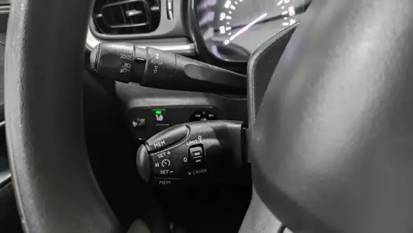 Citroën C3 1.2 PureTech Shine 32