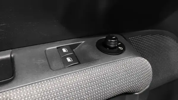 Citroën C3 Aircross 1.6 BlueHDi Shine 27