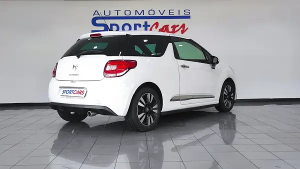 Citroën DS3 1.6 HDi Airdream So Chic 12