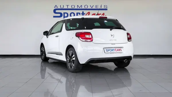 Citroën DS3 1.6 HDi Airdream So Chic 14