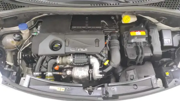 Citroën DS3 1.6 HDi Airdream So Chic 34