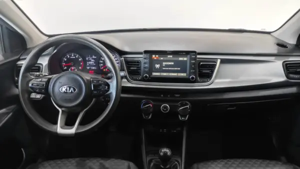 Kia Rio 1.2 CVVT Urban 8