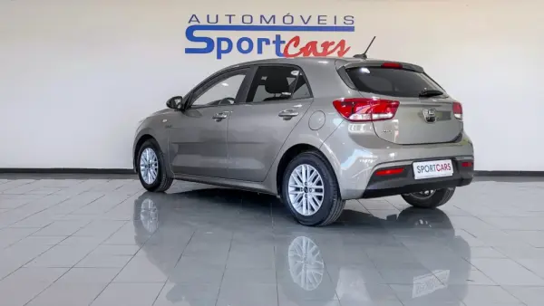 Kia Rio 1.2 CVVT Urban 14